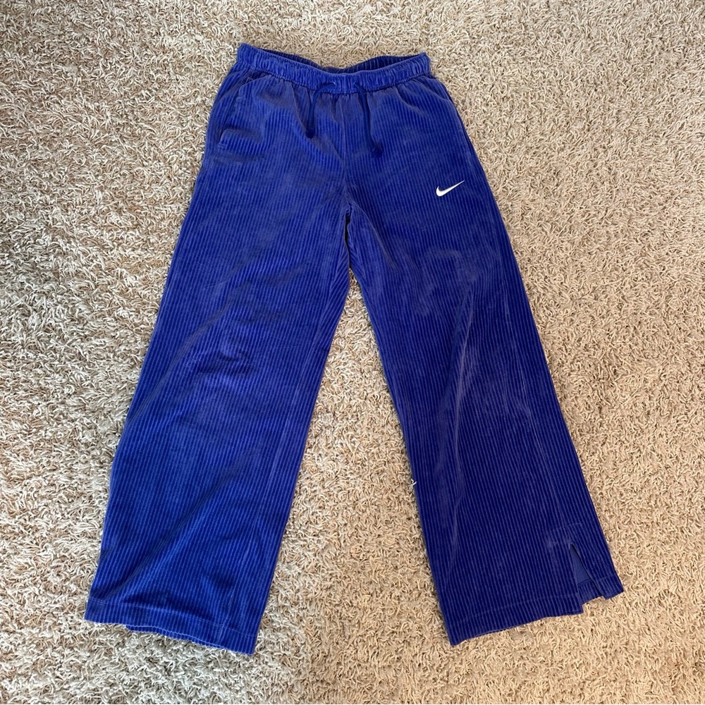 Nike Wide Leg Velour Sweatpants